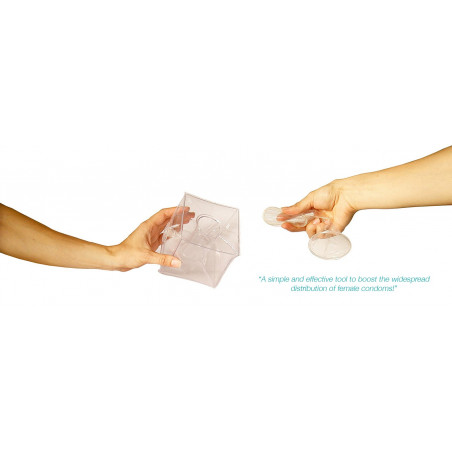 O Cube female condom demonstrator O Cube female condom demonstrator